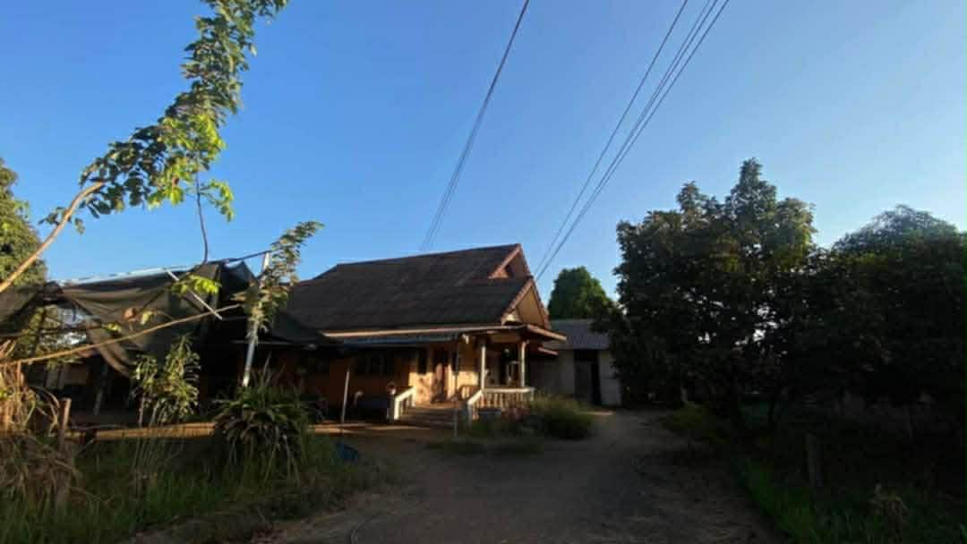 Land for sale with house, Don Khaxay Village, Bo-O District, Hat Say Fong District, Vientiane Capital Province